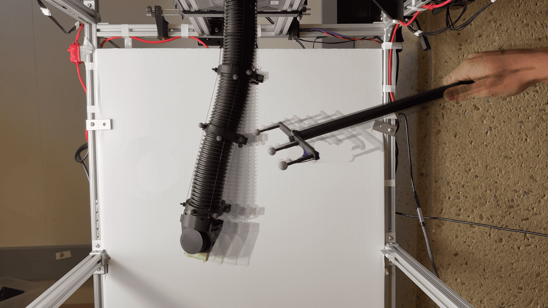 Obstacle avoidance at middle node